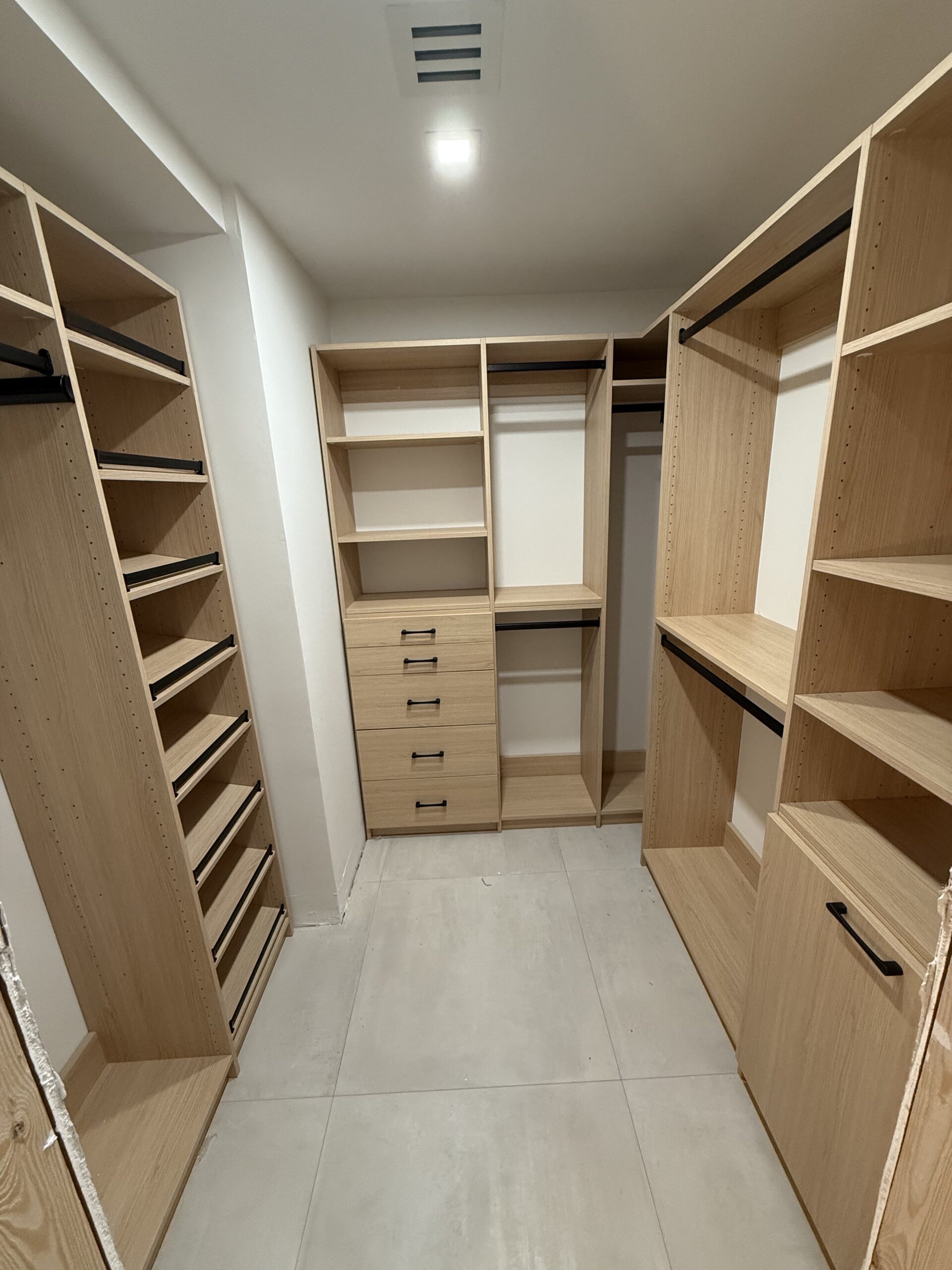 Space Finders Custom Closets