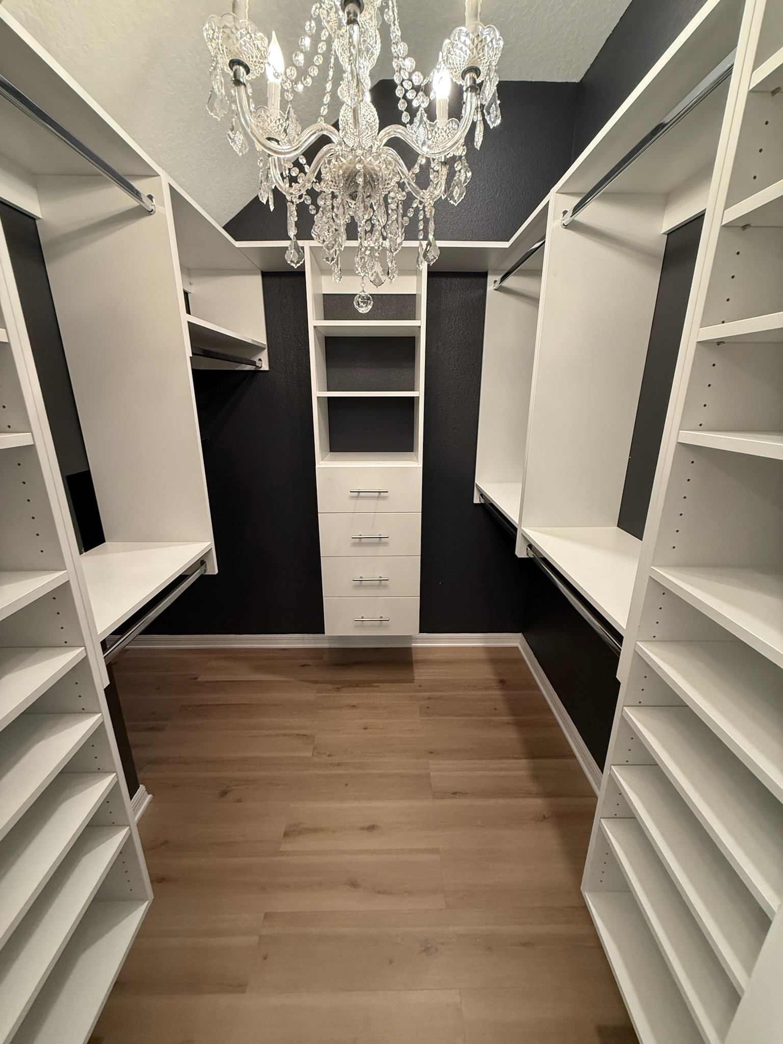 Space Finders Custom Closets